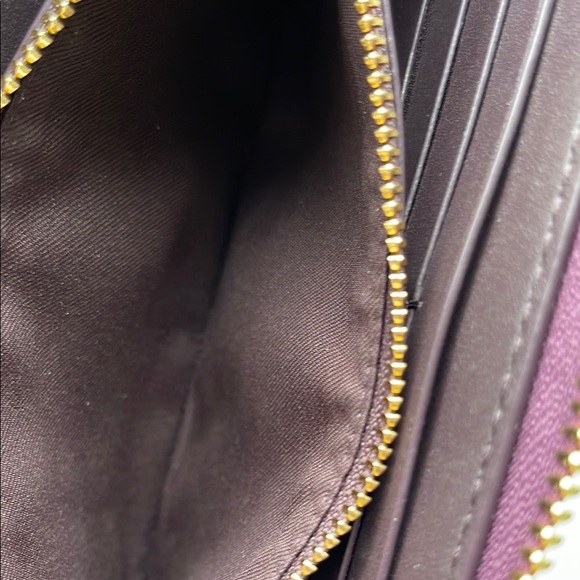 Coach Brown Signature Wallet - Picture 10 of 10